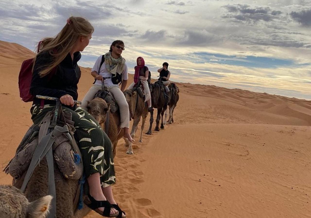 Amazing Luxury Camp Hotel Merzouga Ngoại thất bức ảnh